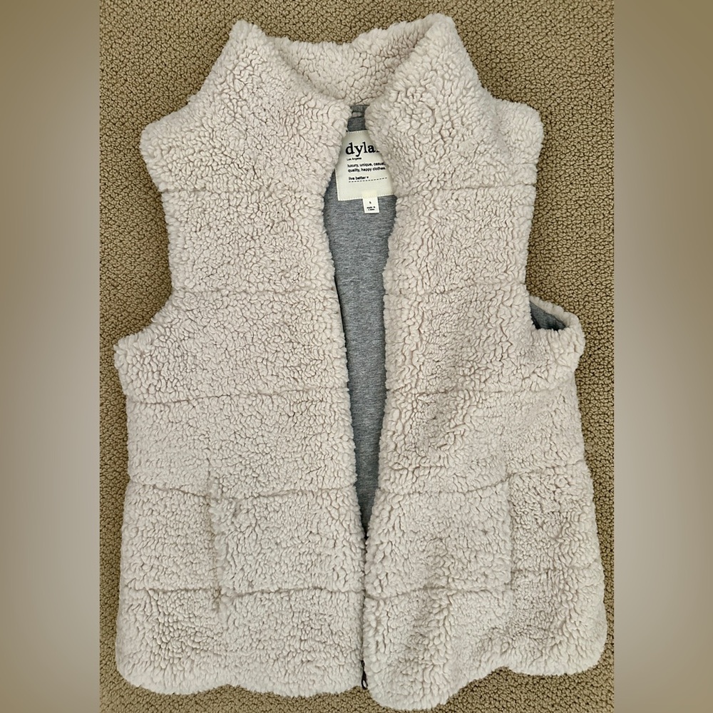 Dylan Gray and Cream Sherpa Vest